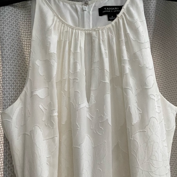 Tahari Maxi Dress - Picture 4 of 10